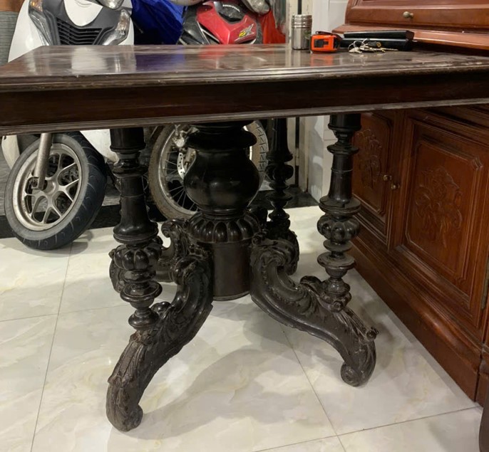 ban-co-go-trac-mau-cu-la-tay-02 bàn cù lá tây trụ trắc mặt gỗ đỏ