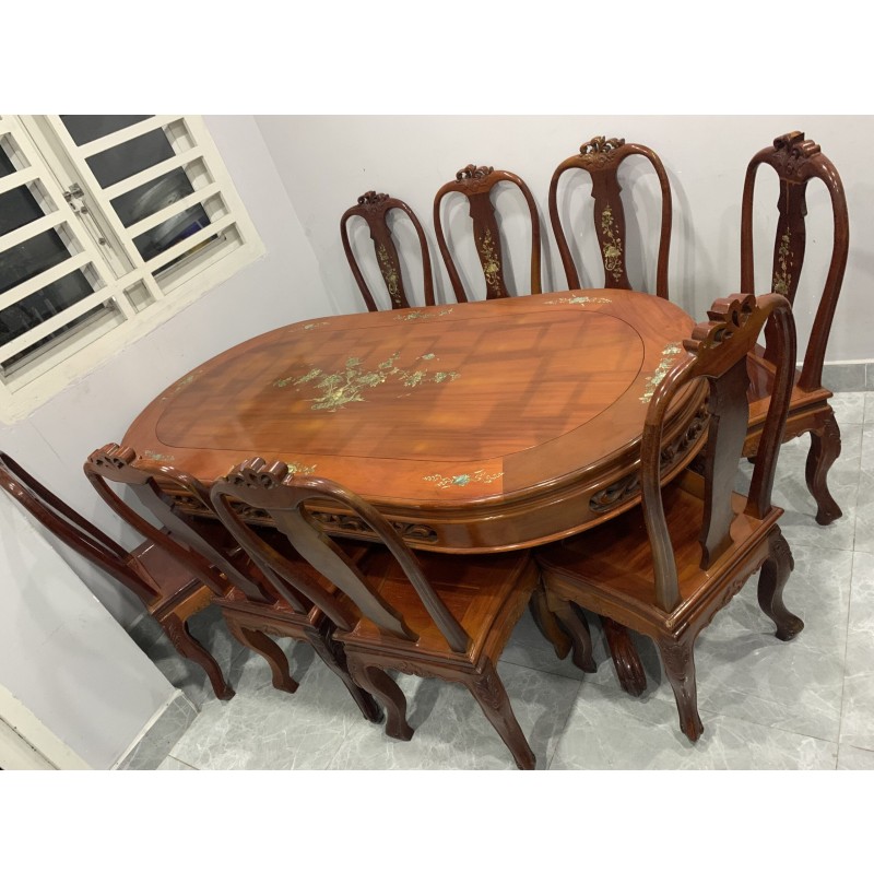 Bộ bàn ăn gỗ đỏ – Thu mua bộ bàn ăn gỗ đỏ