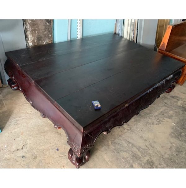 bo-van-ngua-go-go-mat-xua-co-00.jpg