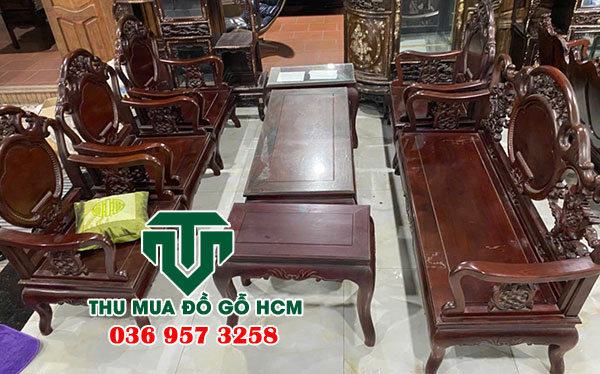 Bộ ghế gỗ cẩm lai xưa có giá trị cao 