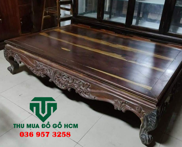 Bộ ván ngựa ngày xưa cổ kính 