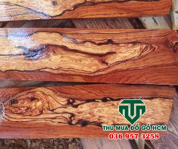 Khúc gỗ cẩm lai vân cực đẹp Khúc gỗ cẩm lai vân cực đẹp 