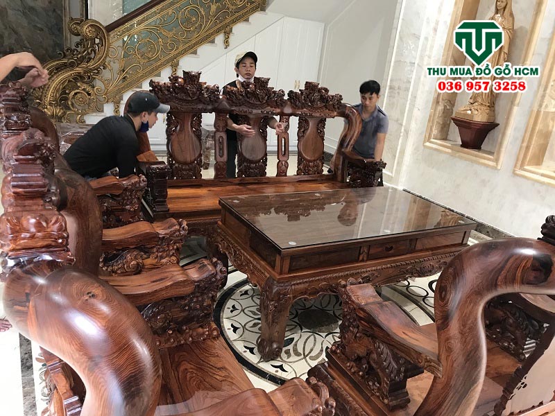 Chọn đơn vị thu mua bàn ghế salon gỗ Cẩm lai uy tín
