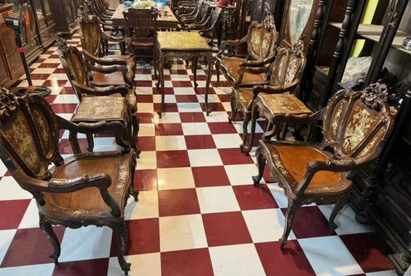 Thu mua bộ bàn ghế louis cổ hàng trên 100 năm  