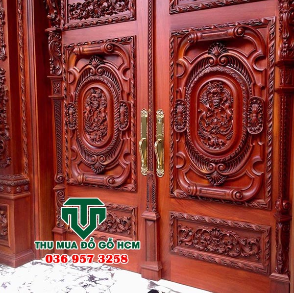 Thu mua cửa gỗ cũ chạm trổ hoa văn