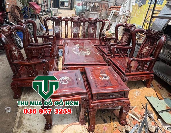 Chúng tôi định giá bộ bàn ghế cẩm lai và thu mua đúng giá 