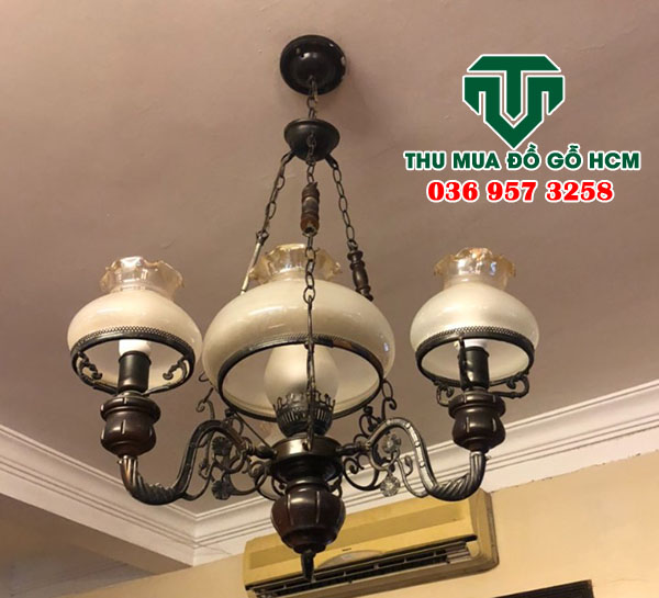 Thu mua đèn chùm bị hỏng nhưng mà cổ xưa 