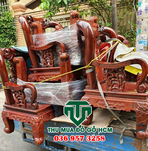 Thu mua bàn ghế gỗ cũ tại hóc môn  