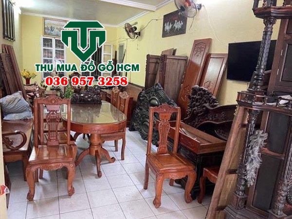 Địa chỉ cửa hàng quận 1 của chúng tôi thu mua bàn ghế gỗ xưa