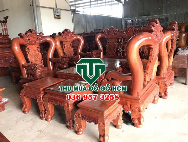 Cửa hàng chúng tôi chuyên thu mua bàn ghế gỗ đỏ 