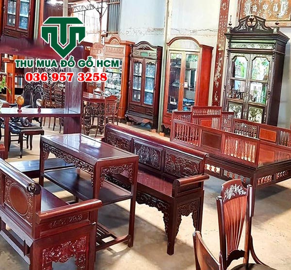 Cửa hàng thu mua bàn ghế gỗ cũ tại Quận 5 
