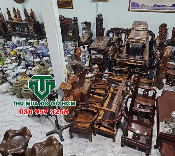 Cửa hàng chúng tôi khi mua mua bàn ghế gỗ cũ tại quận 7 sẽ trưng bày tại đây
