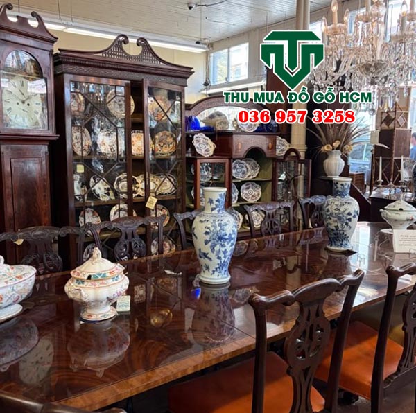 Chúng tôi chuyên thu mua tượng gỗ, đồ gốm sứ, đồ đồng các loại