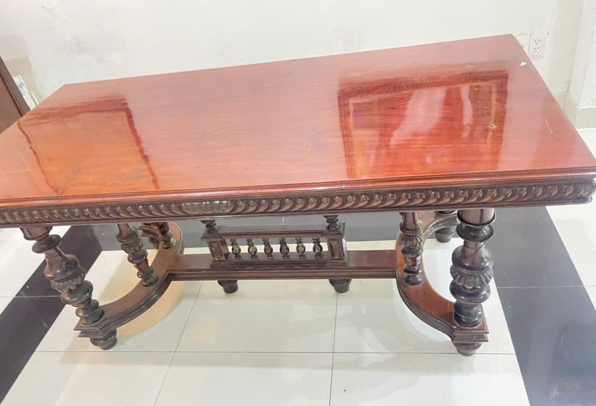 thu mua bàn chữ C cổ xưa