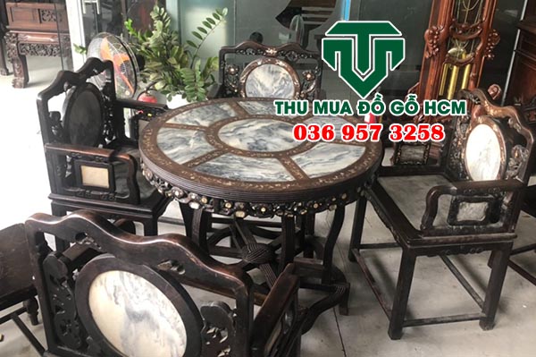 Bộ bàn ghế xưa siêu quý hiếm độc lạ tại Bình Tân  