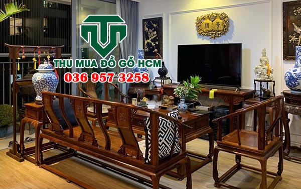 Bộ bàn ghế gỗ cũ thu mua nhà dân sống tại quận phú nhuận đẹp tuyệt đối